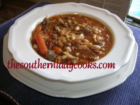 Slow Cooker Sausage, White Bean and Pasta Soup 
